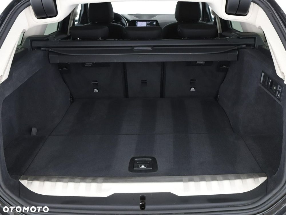 BMW Seria 3 - 21