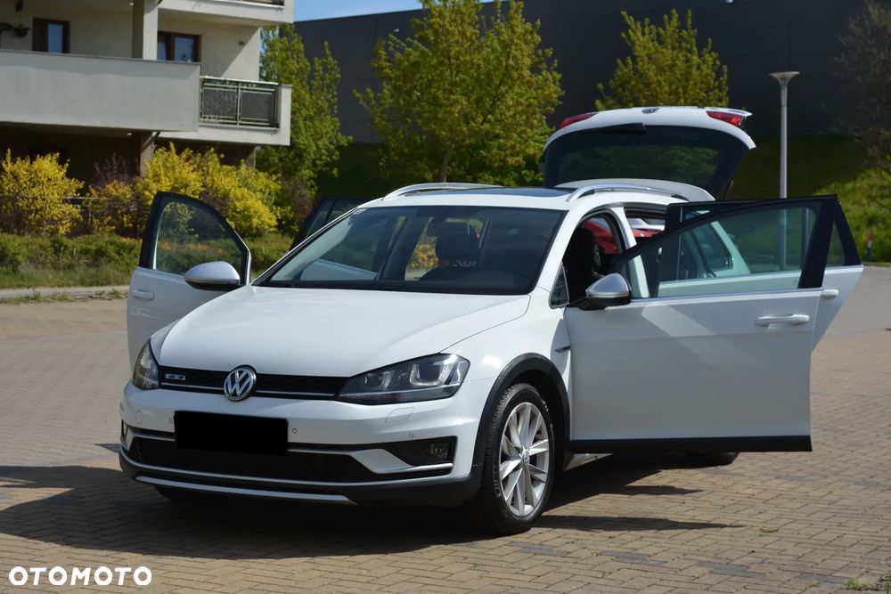 Volkswagen Golf Alltrack 2.0 TDI 4Motion BlueMotion Technol - 17