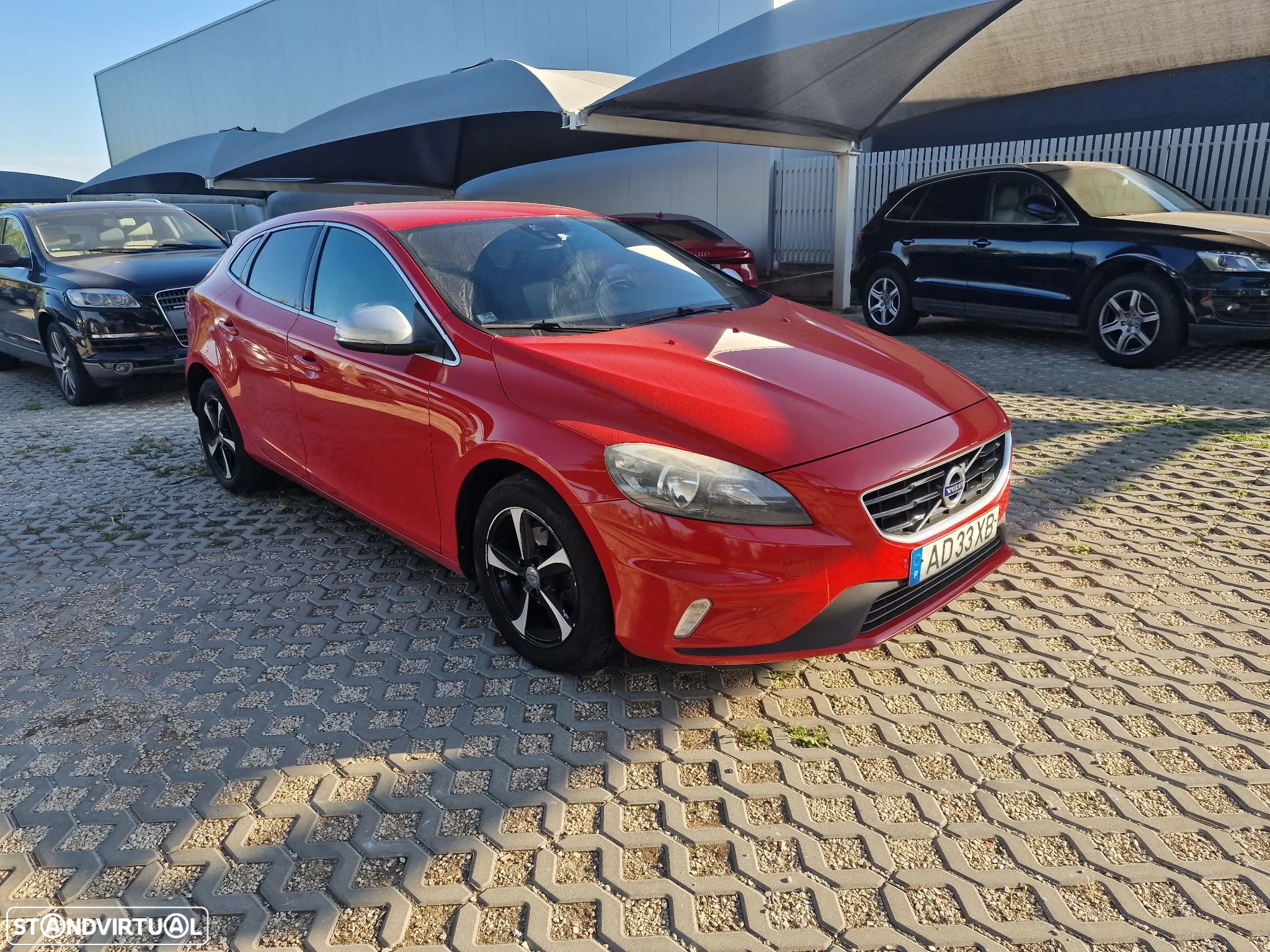 Volvo V40 2.0 D2 R-Design Momentum - 4