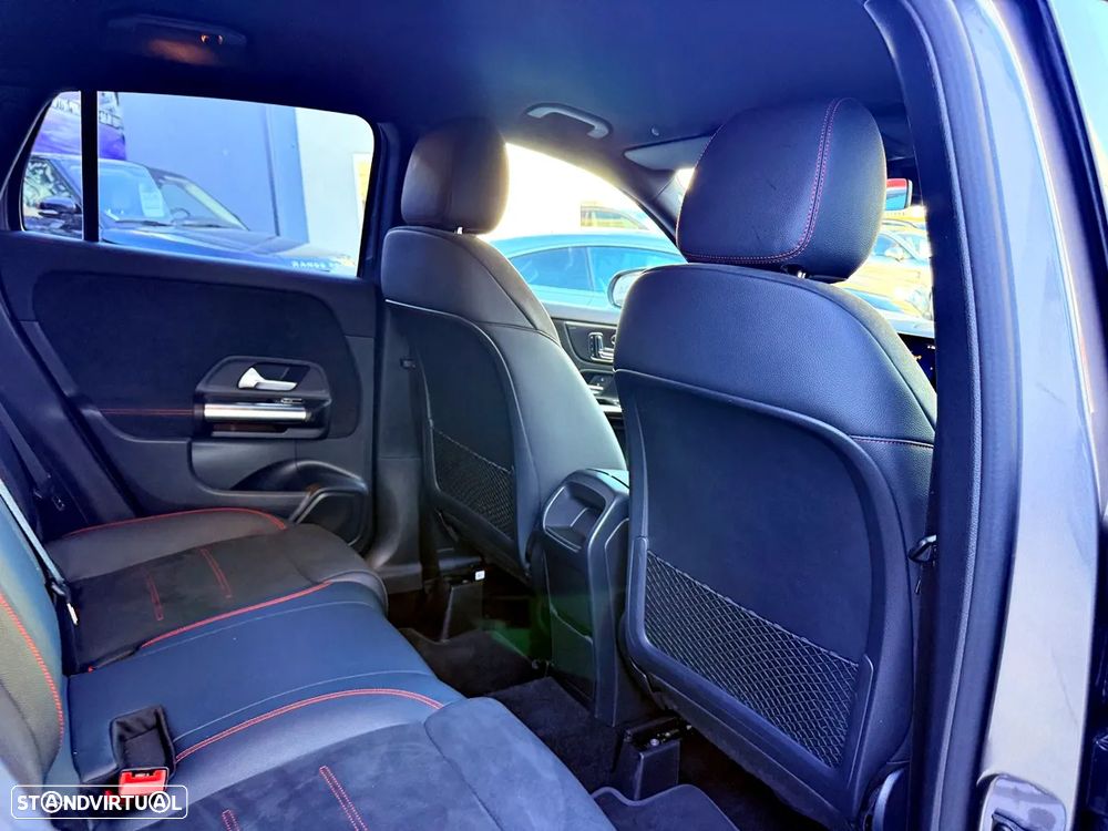 Mercedes-Benz GLA 200 AMG Line - 31