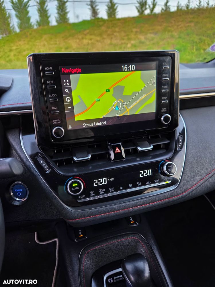 Toyota Corolla 1.8 Hybrid Business Edition - 25