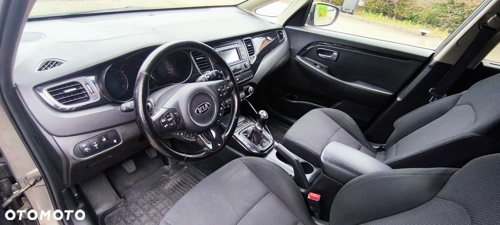 Kia Carens 1.7 CRDi XL - 6