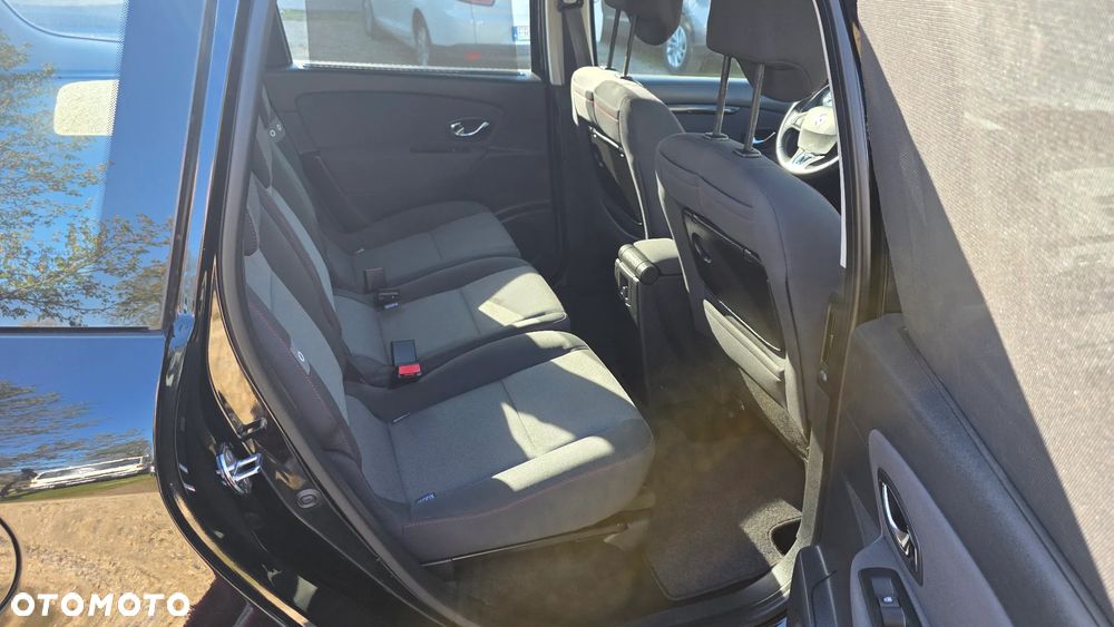 Renault Grand Scenic ENERGY TCe 115 Bose Edition - 12