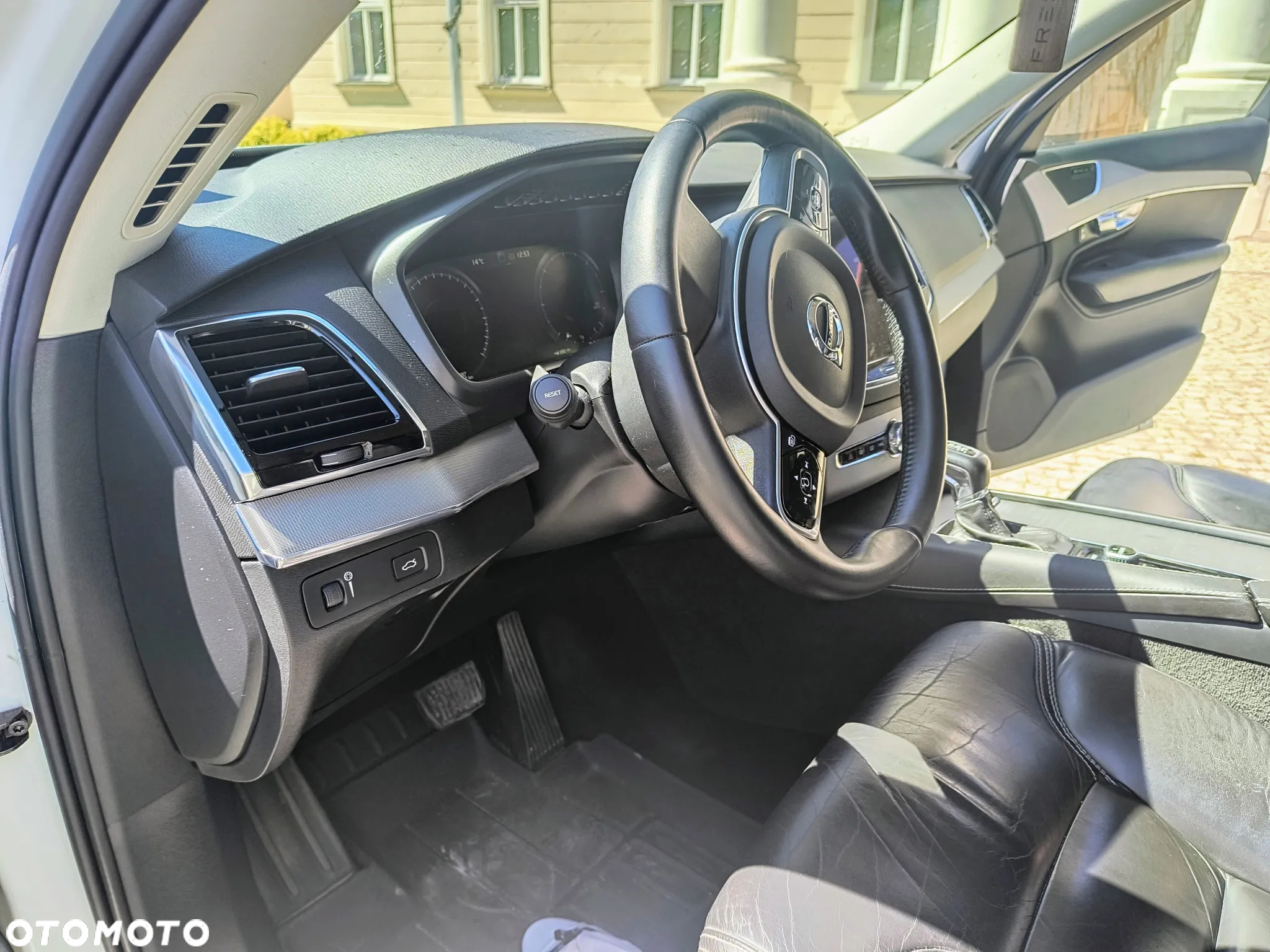 Volvo XC 90 D5 AWD Inscription - 14