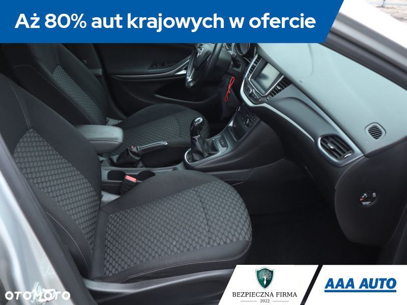 Opel Astra - 11