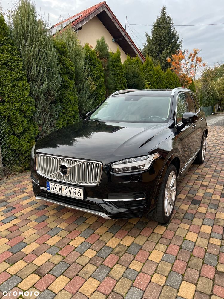 Volvo XC 90 - 1