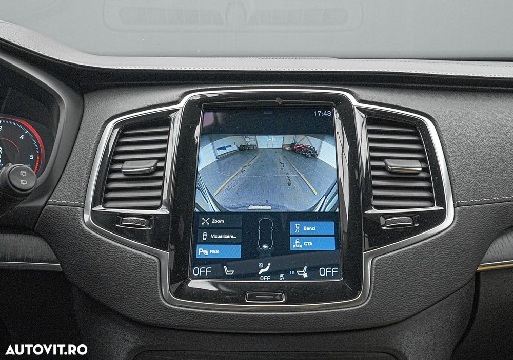 Volvo XC 90 B5 D AWD Ultimate Bright - 24