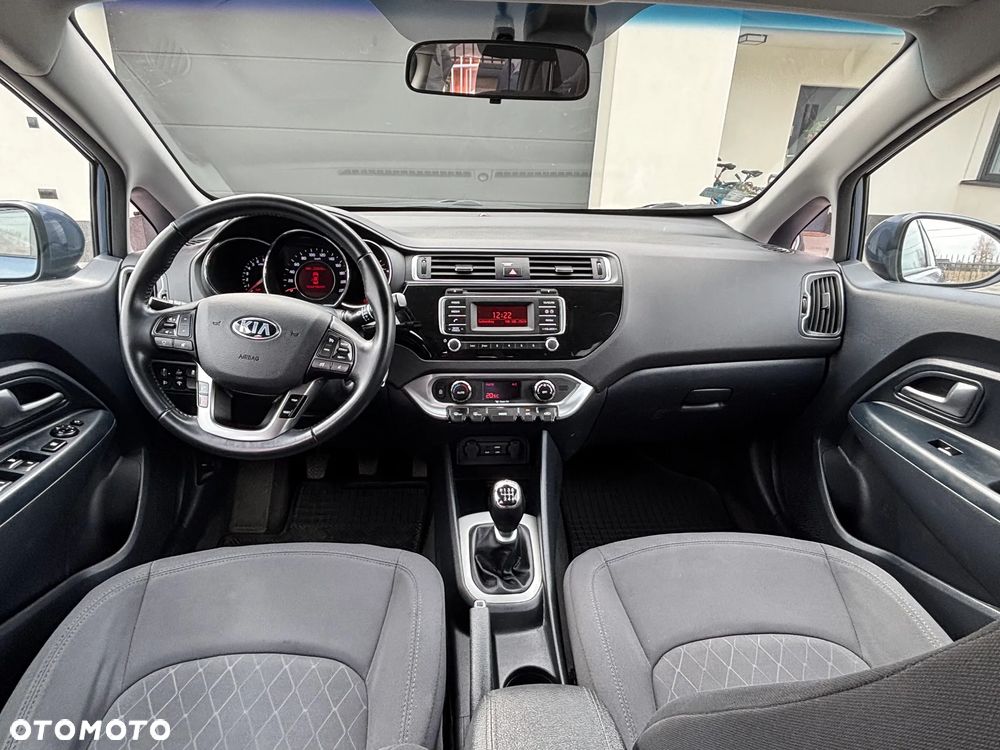 Kia Rio 1.4 L Business Line - 4