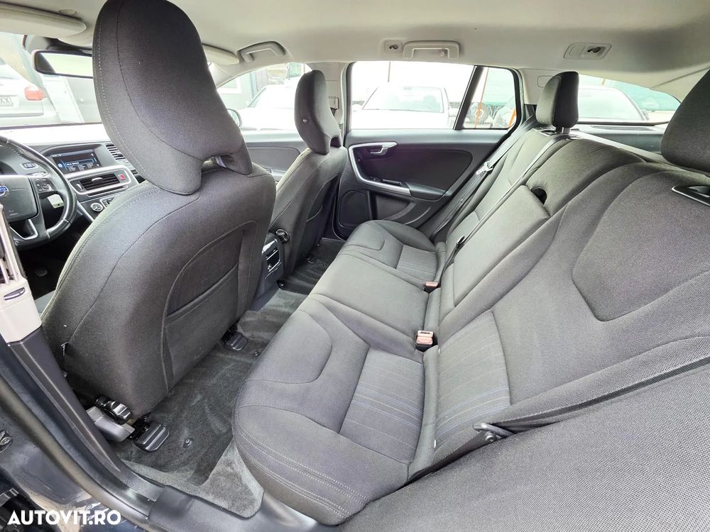 Volvo V60 DRIVe Kinetic - 14