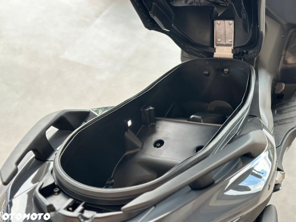 Yamaha Tricity - 13