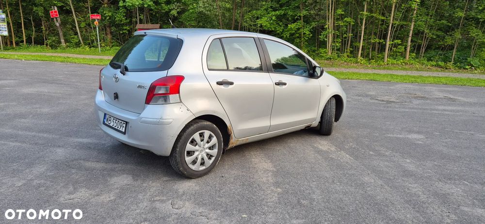 Toyota Yaris 1.33 Luna - 6
