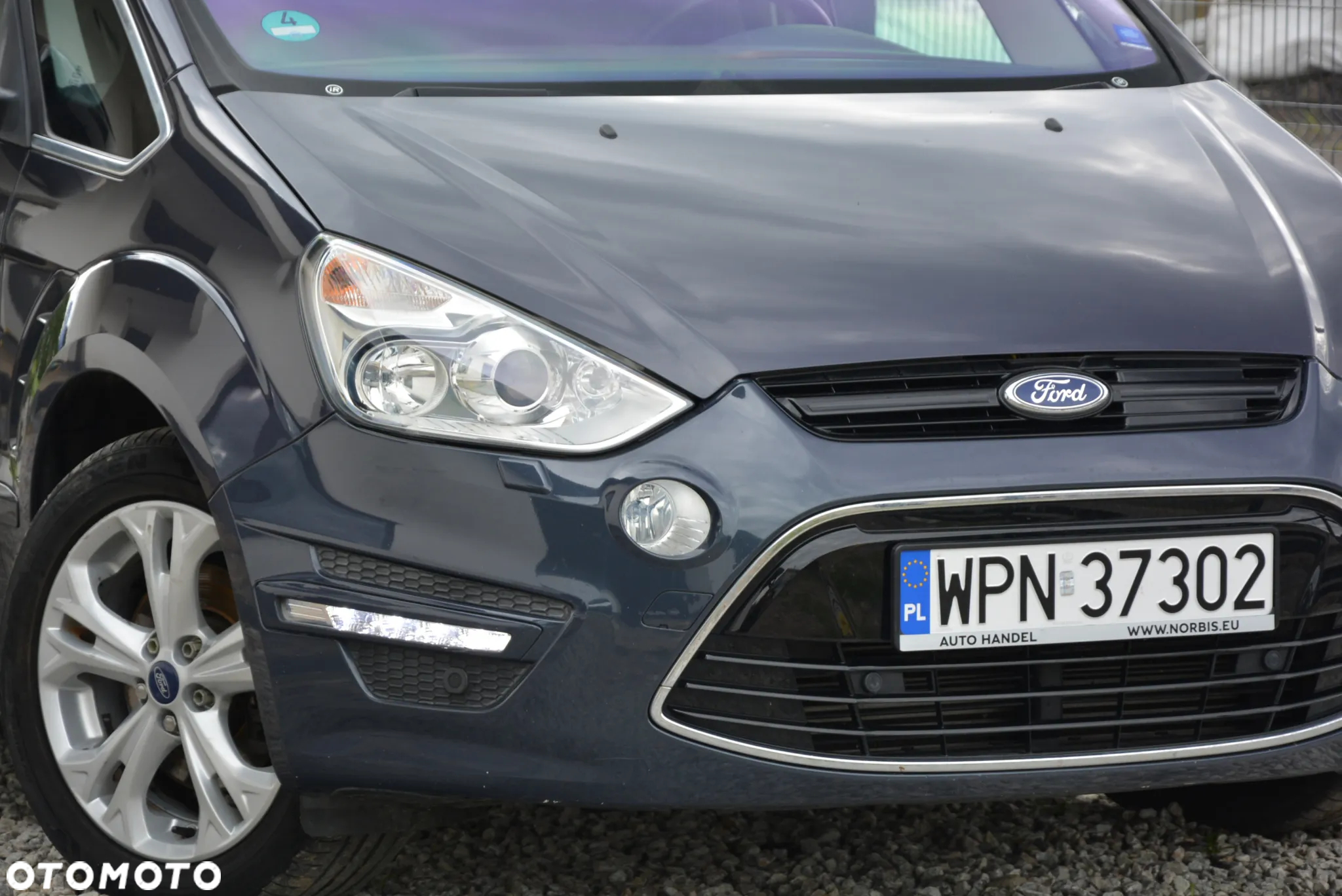 Ford S-Max - 22