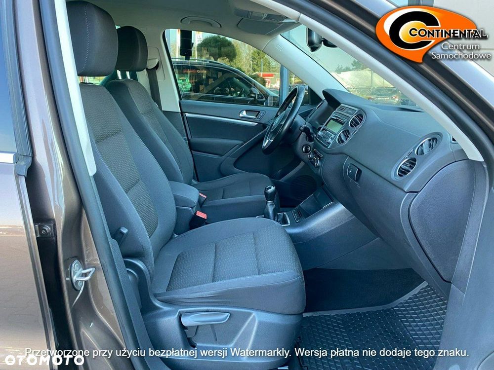 Volkswagen Tiguan - 16