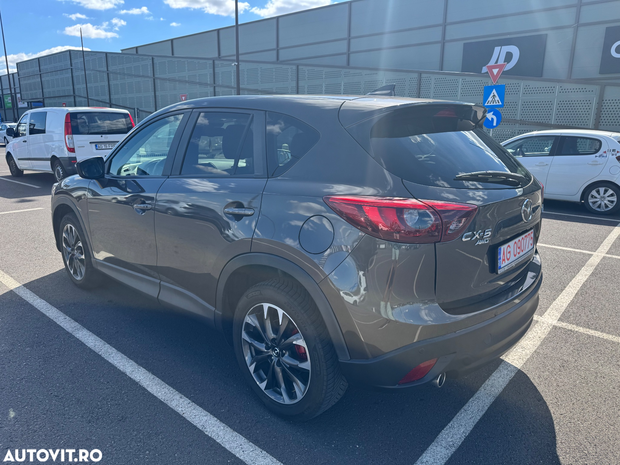 Mazda CX-5 SKYACTIV-D 175 Drive AWD Sports-Line - 4