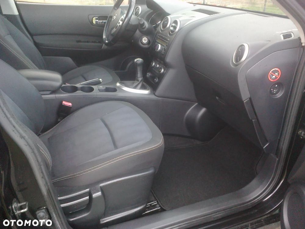 Nissan Qashqai - 10