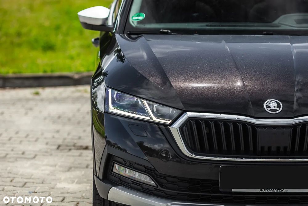 Skoda Octavia 2.0 TDI DSG 4x4 Scout First Edition - 6