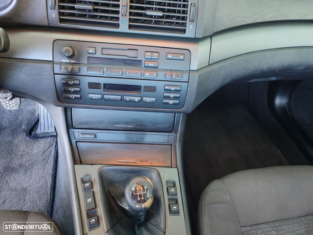 BMW 320 d Touring - 15