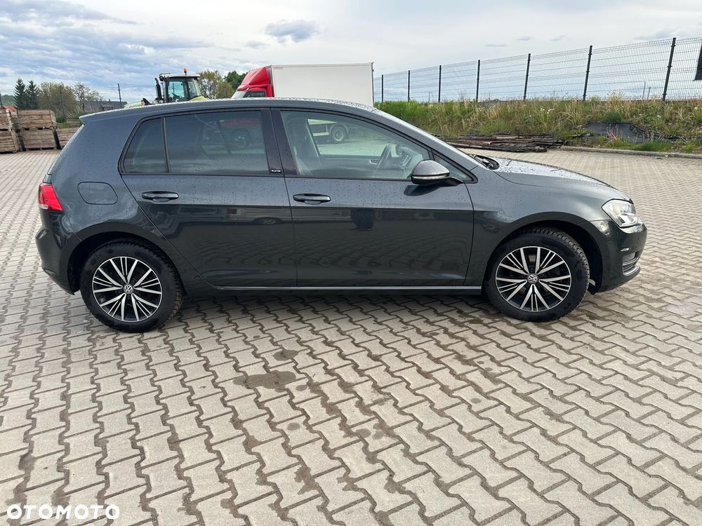 Volkswagen Golf 2.0 TDI BlueMotion Technology Allstar - 4