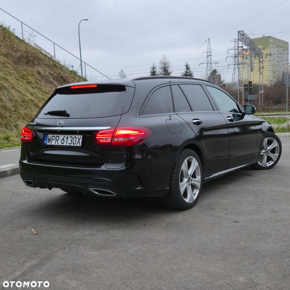 Mercedes-Benz Klasa C 300 de 9G-TRONIC Night Edition - 2