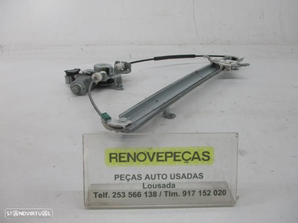 Elevador Frente Dto Nissan Nv200 Caixa/Combi - 1