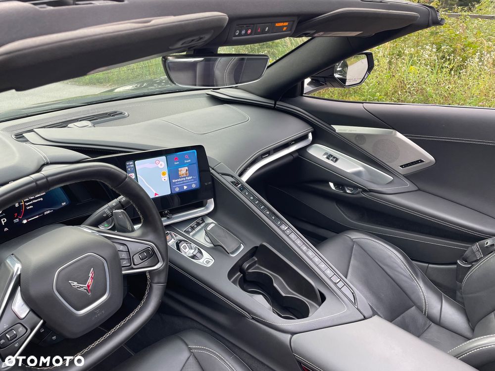 Chevrolet Corvette - 13