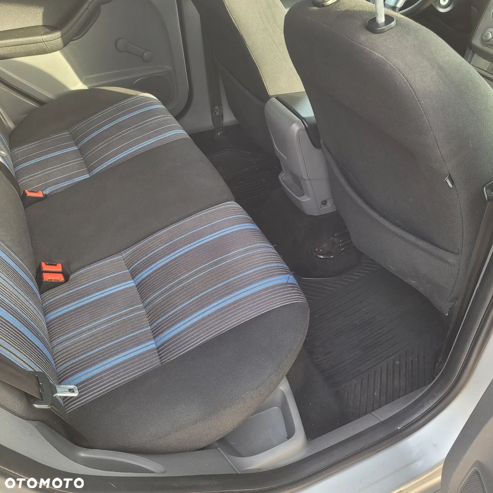 Ford Focus 1.6 TDCi DPF Trend - 15