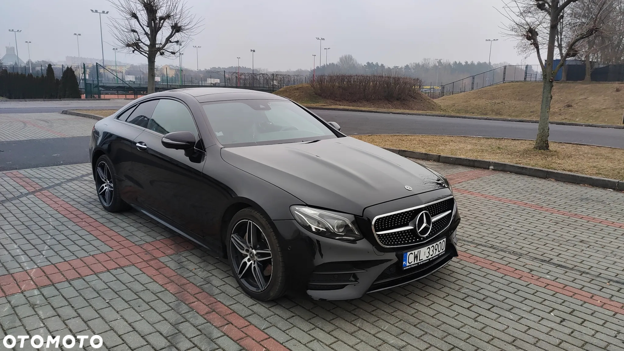 Mercedes-Benz Klasa E 220 d 4Matic Coupe 9G-TRONIC AMG Line - 7
