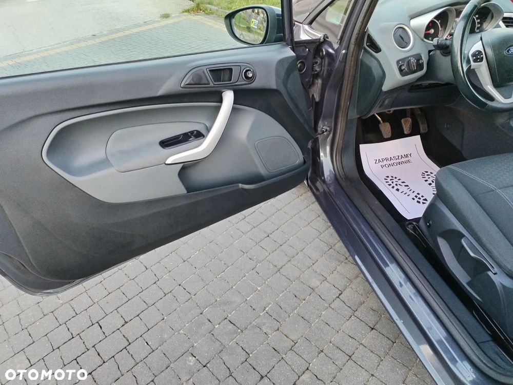 Ford Fiesta 1.25 Titanium - 21