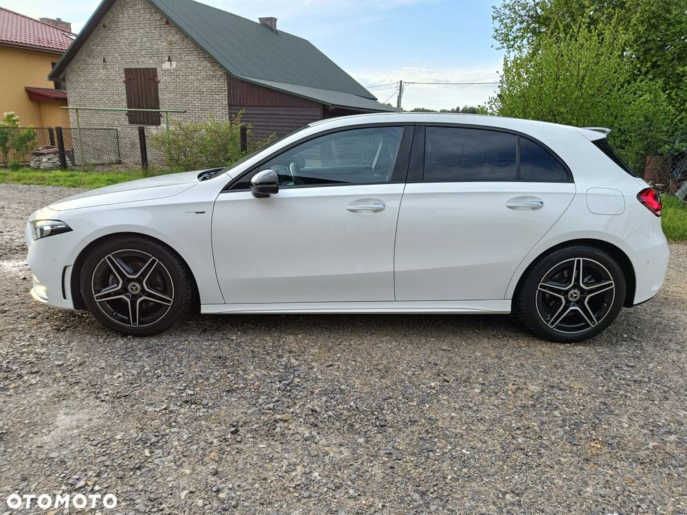 Mercedes-Benz Klasa A 200 4-Matic AMG Line 8G-DCT - 9