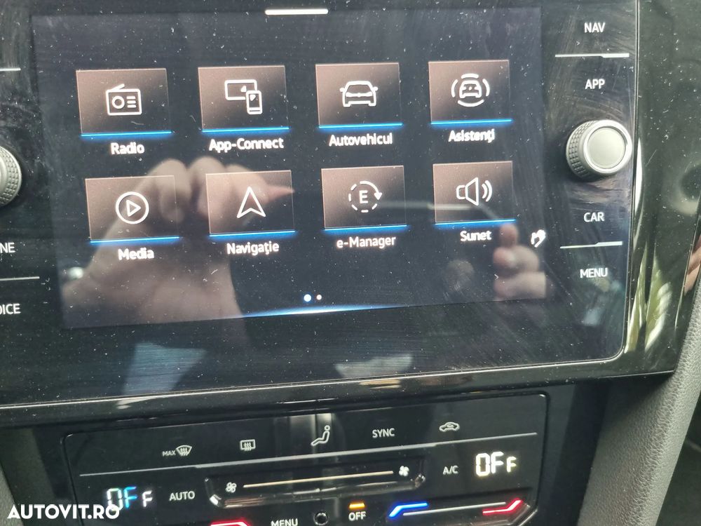 Volkswagen Passat - 17