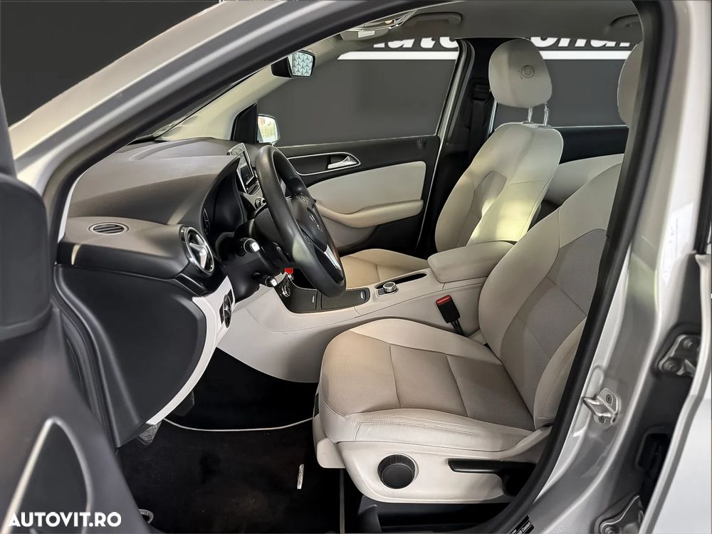 Mercedes-Benz B 200 (BlueEFFICIENCY) 7G-DCT - 8