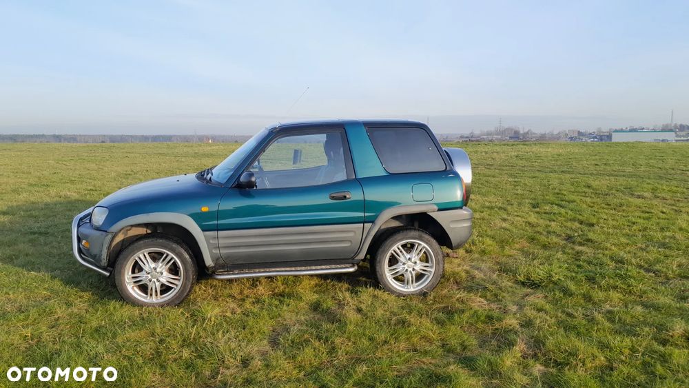 Toyota RAV4 2.0 Special - 3