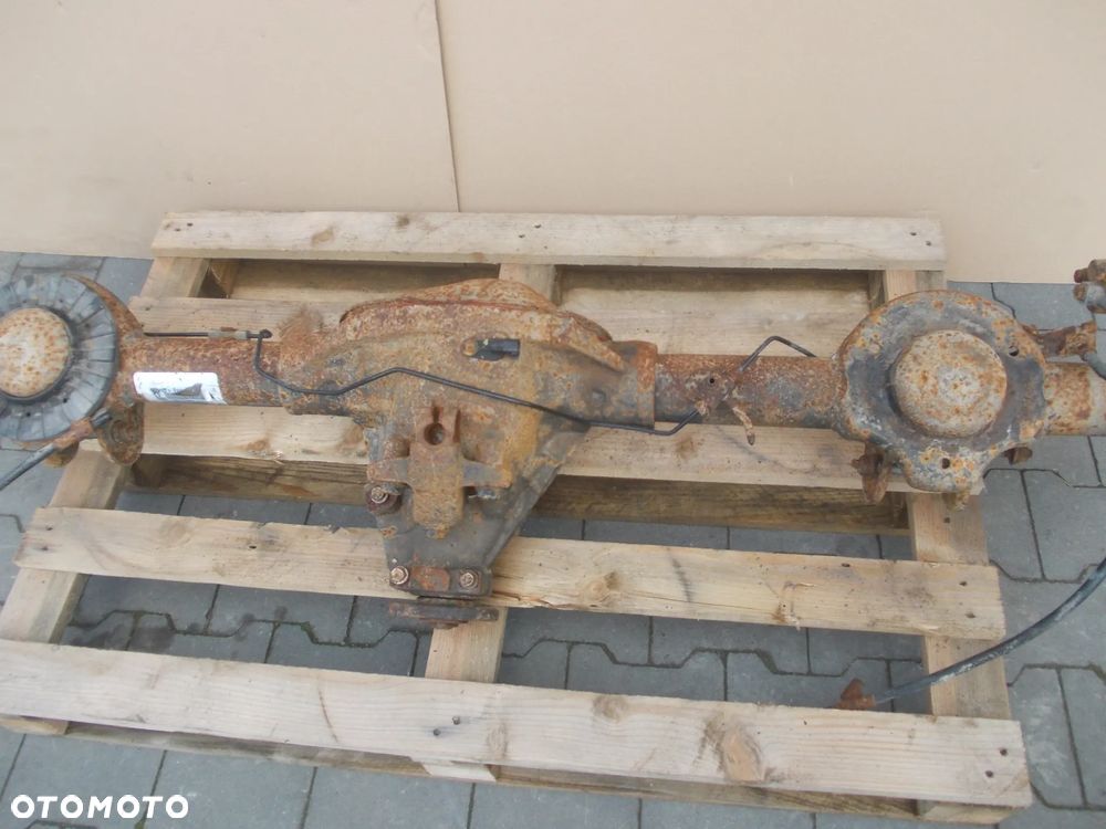 Most tył Jeep Cherokee KJ  4,10 - 4