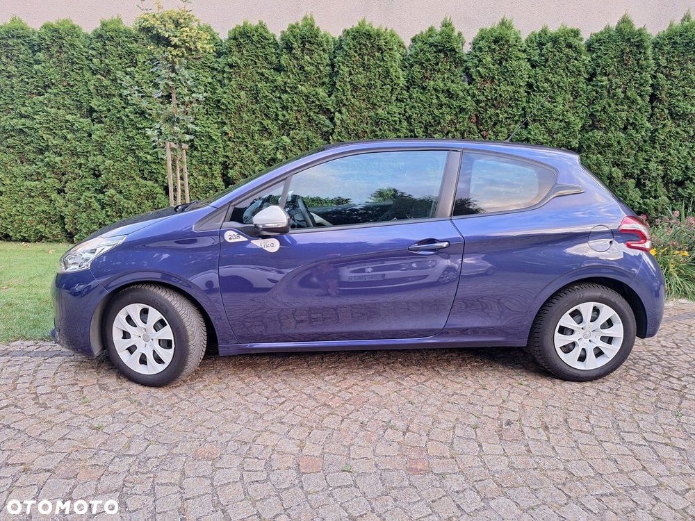 Peugeot 208 - 6