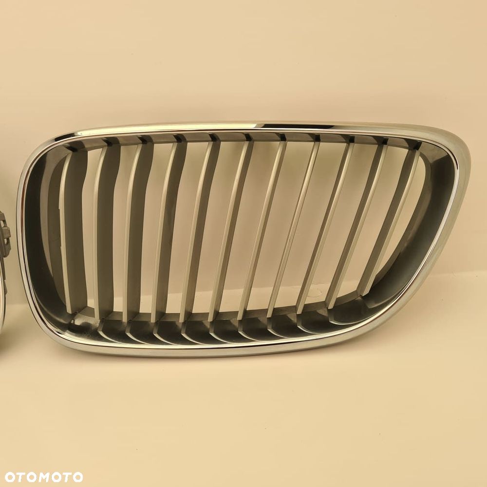 atrapa grill nerki bmw f22 f23 lewa prawa - 6