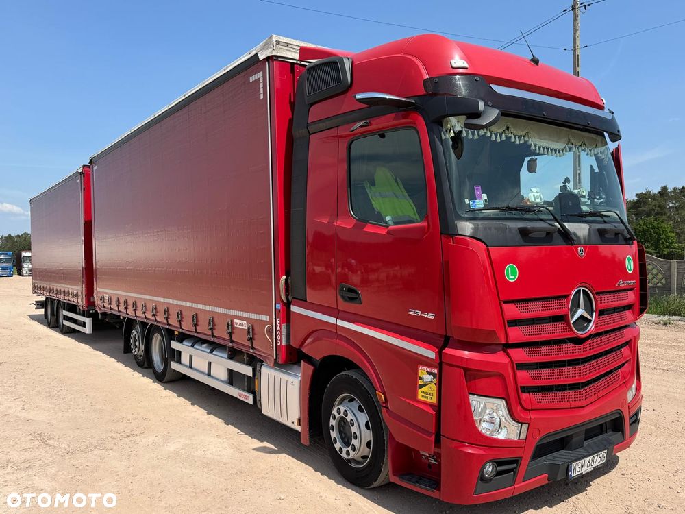 Mercedes-Benz Actros - 3