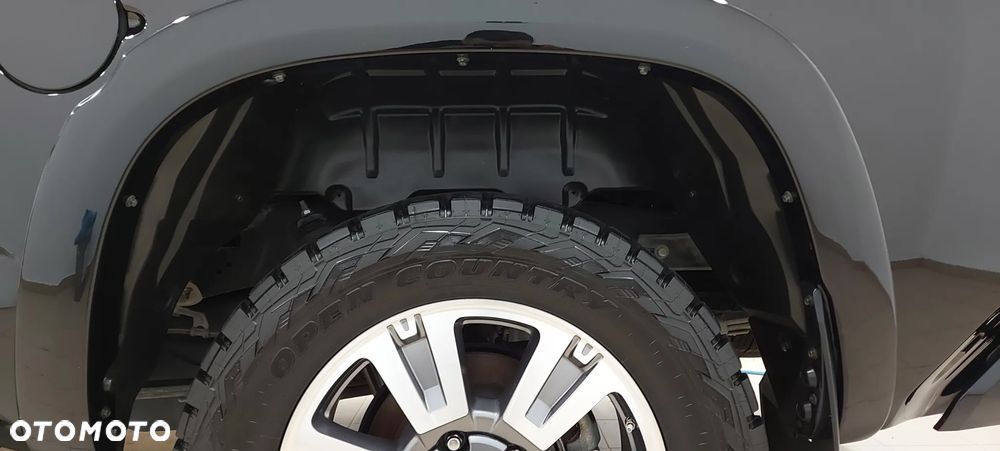 Toyota Tundra - 5
