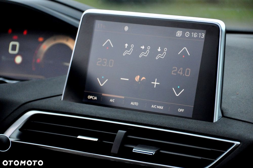 Peugeot 5008 2017 photo 3