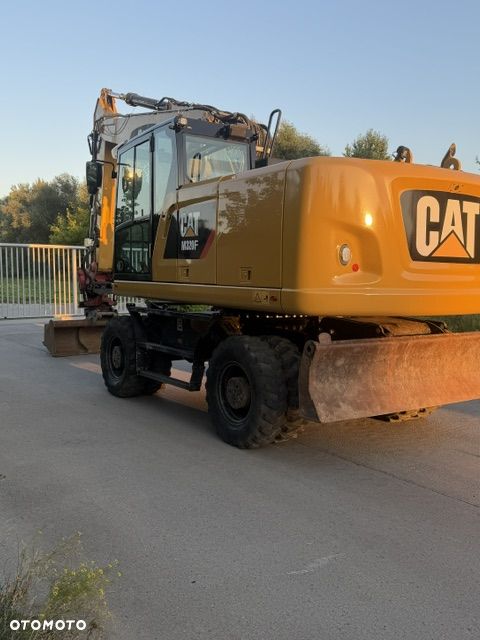 Caterpillar M320F - 7