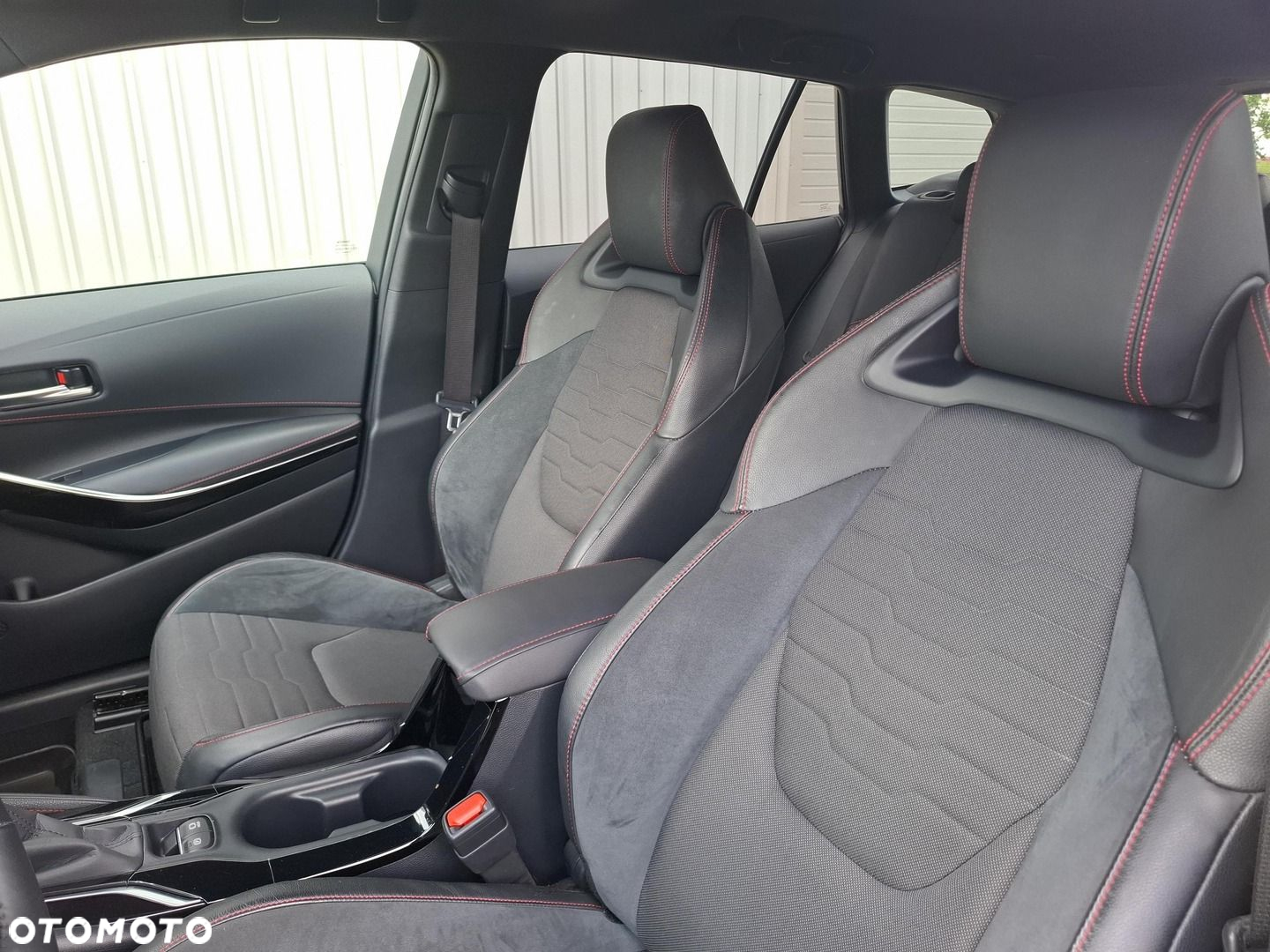 Toyota Corolla - 9
