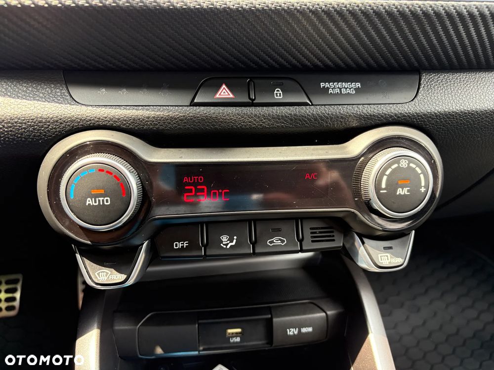 Kia Stonic 1.0 T-GDI MHEV GT Line - 11