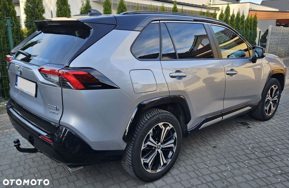 Toyota RAV4 - 1