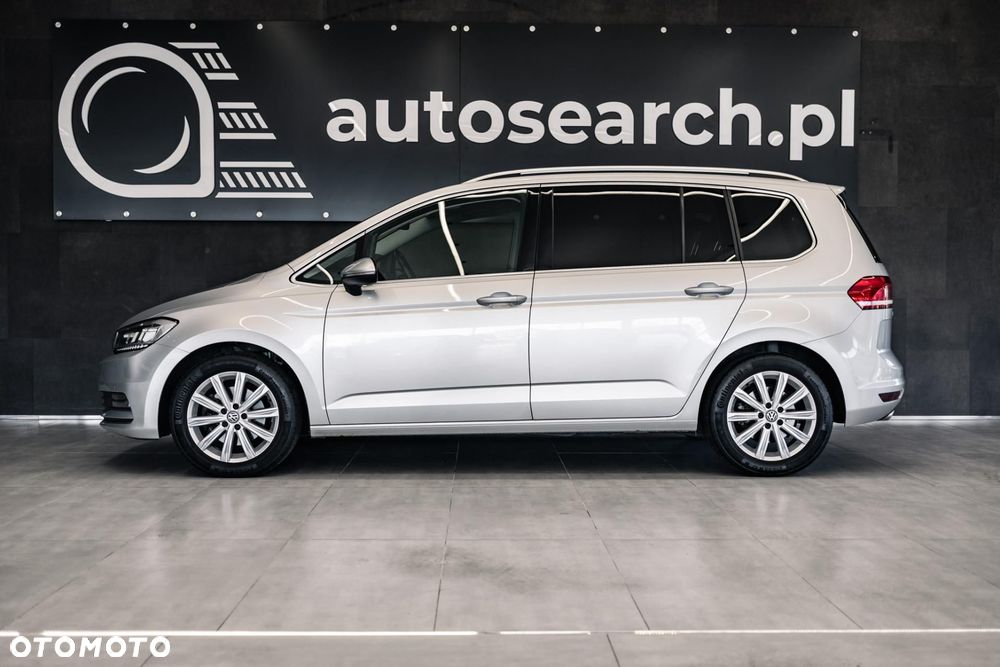 Volkswagen Touran - 8