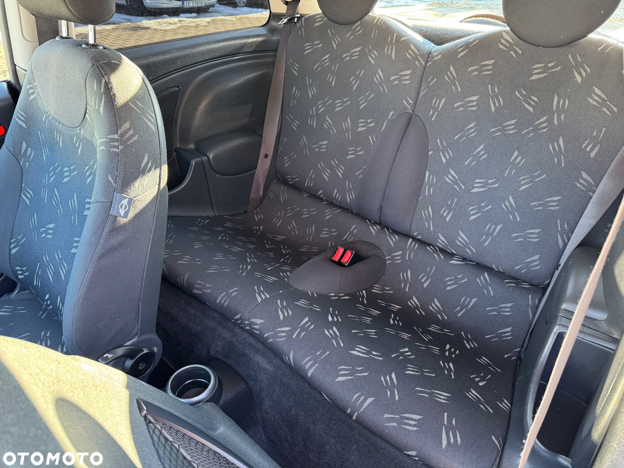 MINI ONE Standard - 9