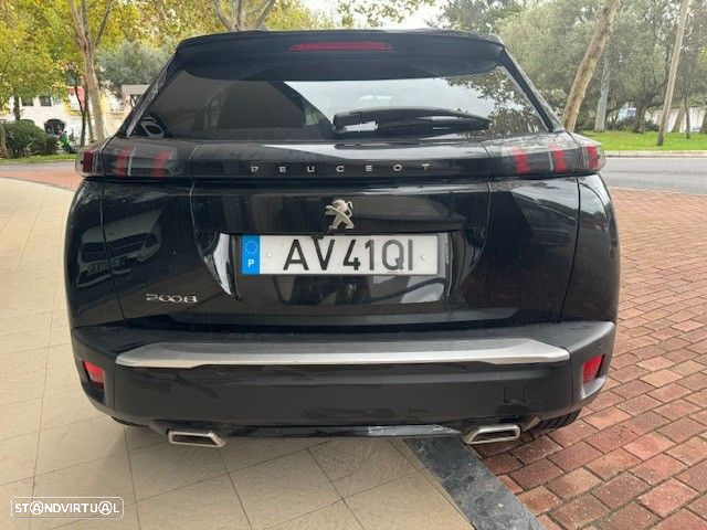 Peugeot 2008 1.2 PureTech Allure Pack EAT8 - 4