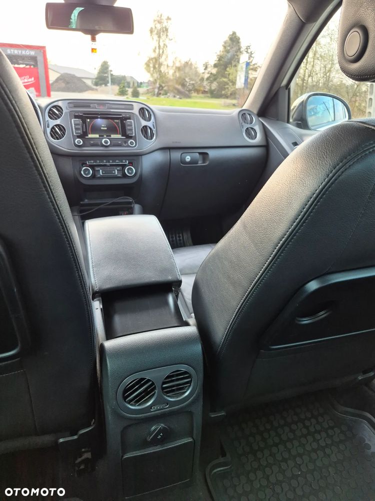 Volkswagen Tiguan 2.0 TDI 4Mot Perfectline R-Style DSG - 22