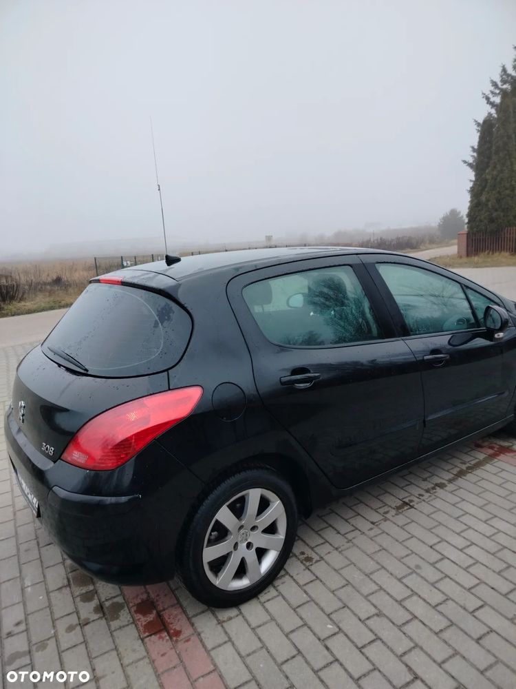 Peugeot 308 - 6