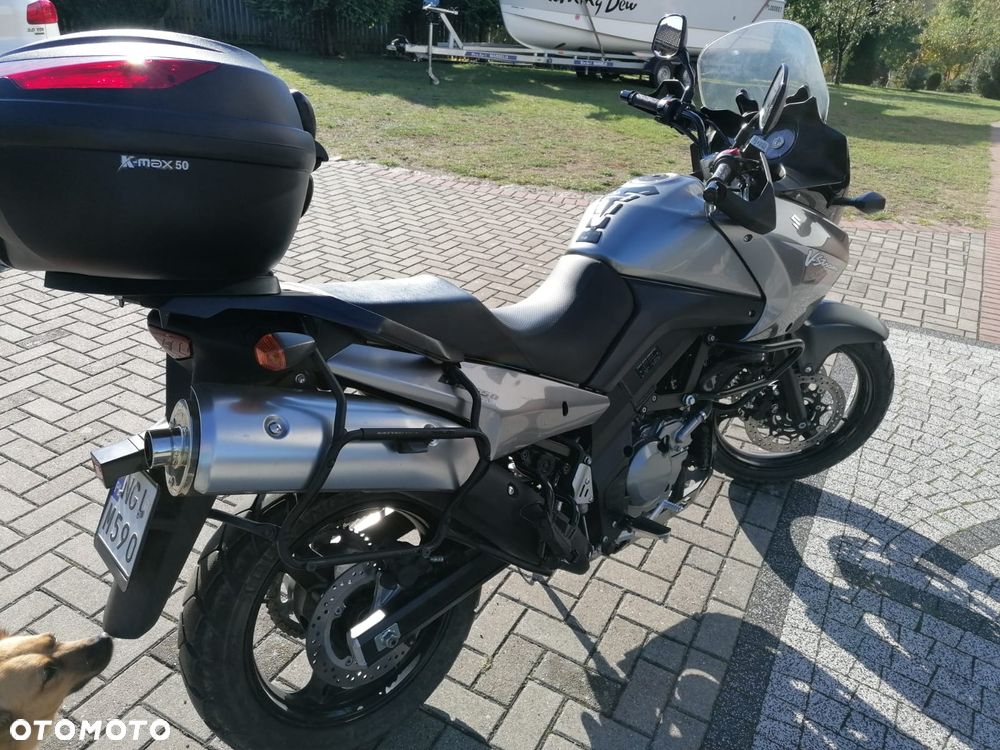 Suzuki V-STROM - 12