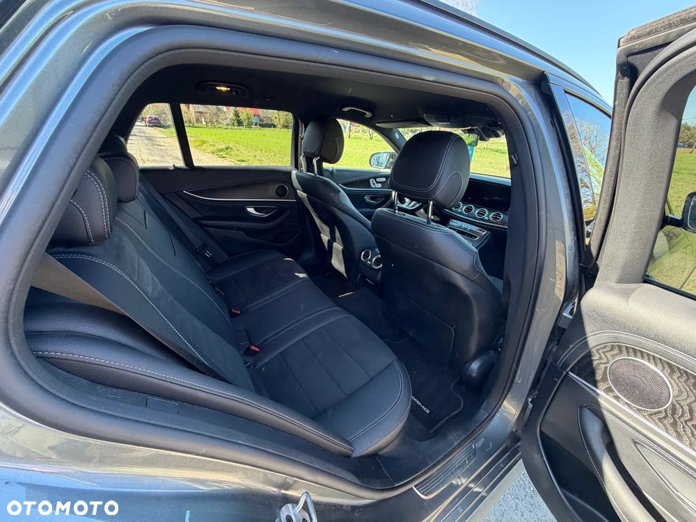 Mercedes-Benz Klasa E - 15