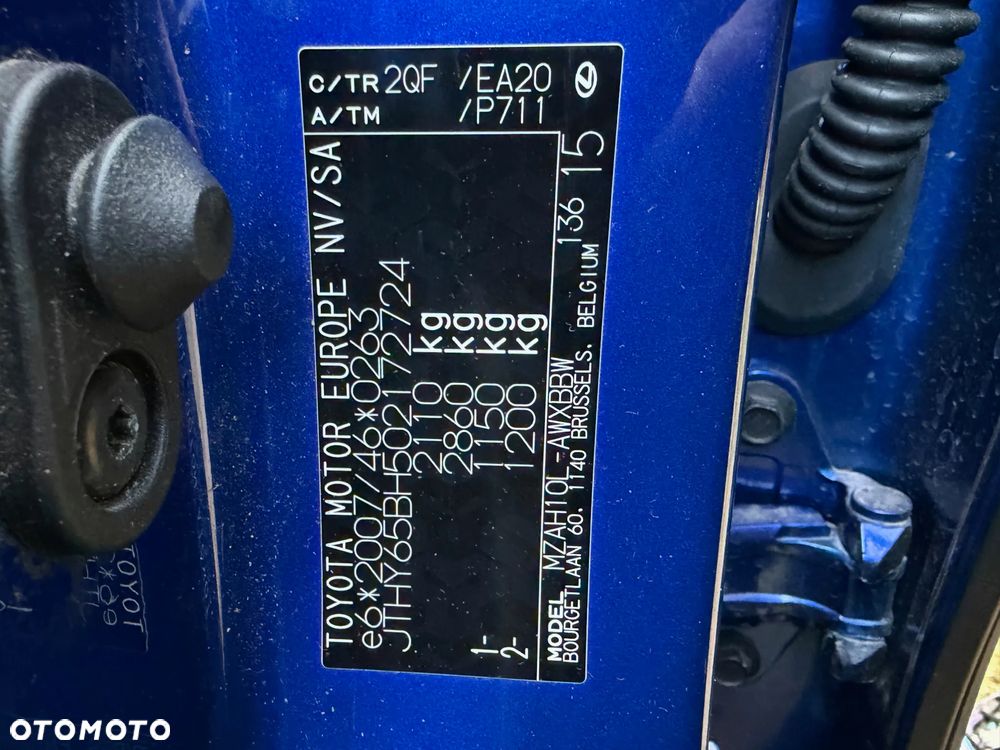 Lexus UX 250h F Sport 2WD - 35